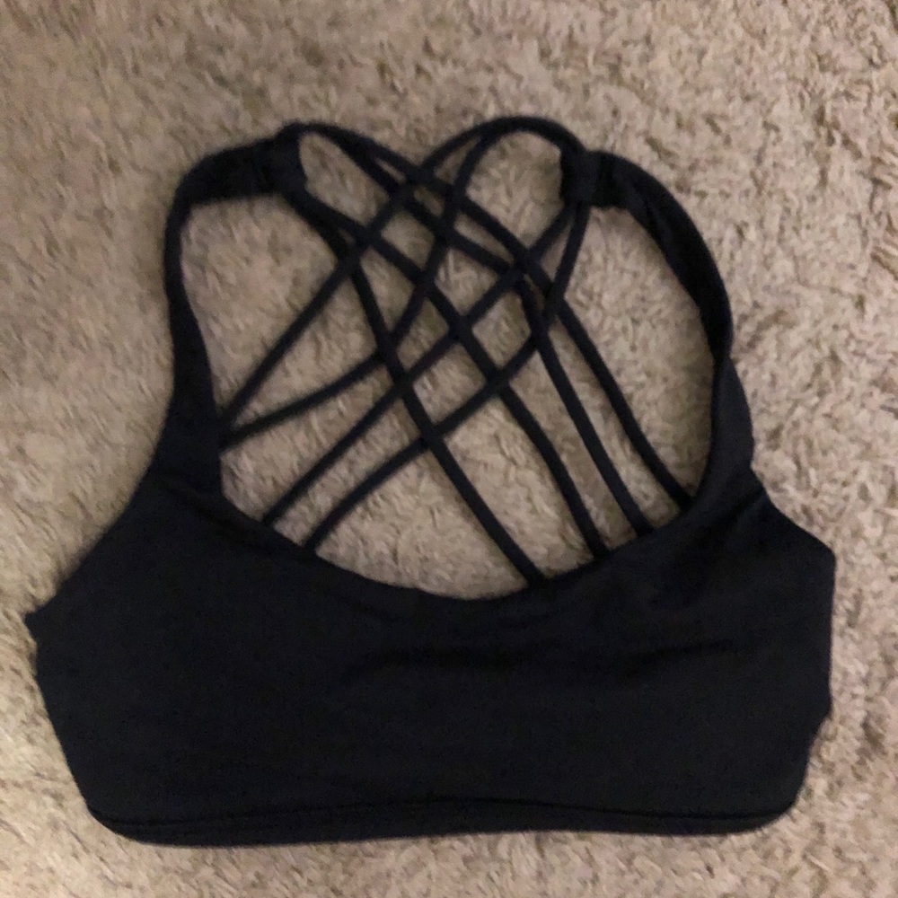Lululemon sports bra